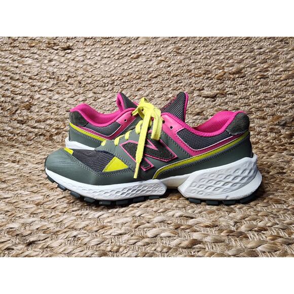 Figs New Balance 574S-Moss Green Pink Unisex Women’s 11 Men\'s 9.5 Athletic Shoes main image 10